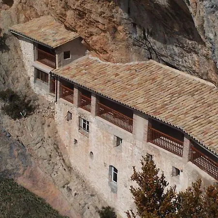 Hotel De 3*
